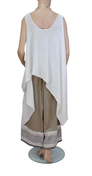 ZUZA BART gorgeous pointed side milk white boucle knit tunic (M)/ L/XL 