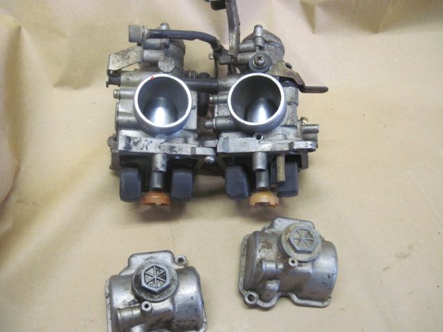 Honda 83 84 XR500 XR500R Carburetors Carbs Complete  