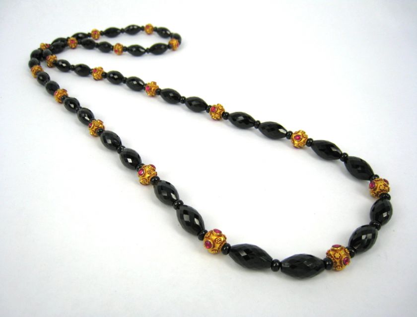   Natural 180ct Black & 8ct Red Spinel Gemstone 18K Yellow Gold Necklace