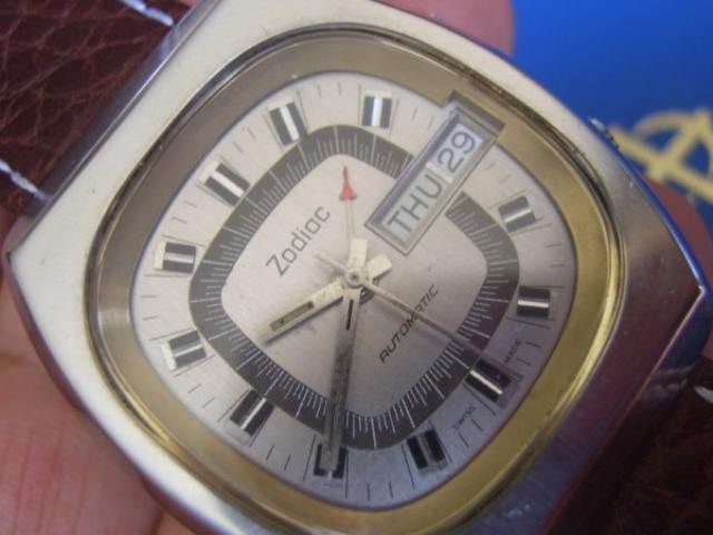 COLLECTIBLE 70S SS ZODIAC ALARM AUTOMATIC CAL 95  RARE  