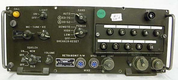 RT 246A/VRC MILITARY RADIO TRANSCEIVER FRONT PANEL  