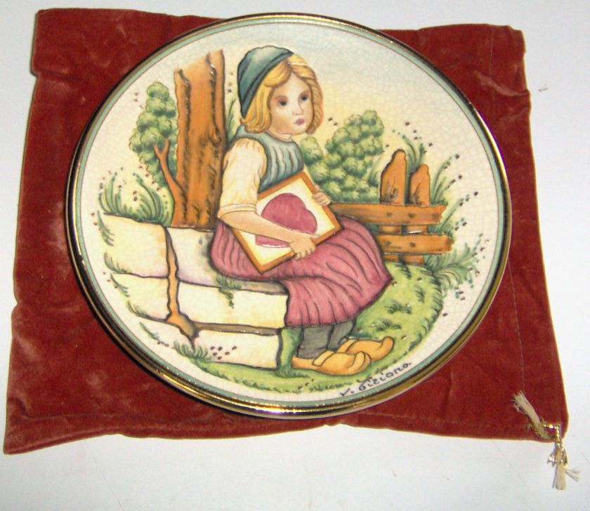 Valentines Day 1980 Veneto Flair Collector Plate V Tiziano Hand 