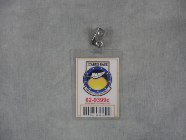   UNIVERSE ICARUS SHOULDER PATCH & ICARUS ID BADGE MULTIPLE EPISODES