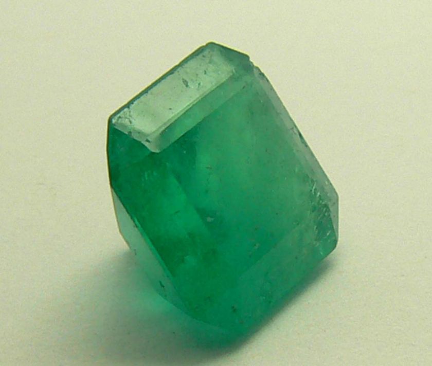 34 CTS COLOMBIAN EMERALD EMERALD CUT  