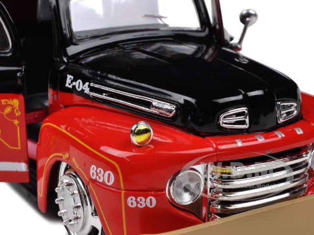   1948 Ford F1 Wrecker Tow Truck Fire Department die cast car by Maisto