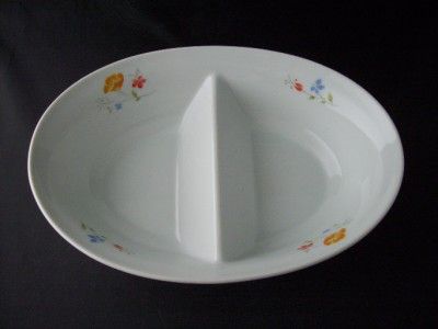 Up for sale is one porcelain Hearthside Bake N Serve oval divided 