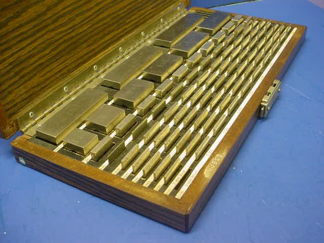 STARRETT WEBBER MODEL No. S2S88MA 89 Pc METRIC GAGE BLOCK SET  