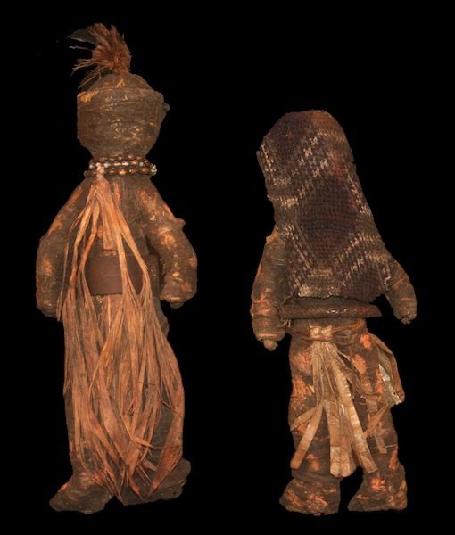 Couple de poupées mendi, mendi dolls, papua new guinea  