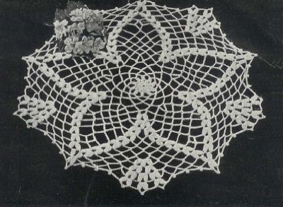 Collection of 7 Vintage Crochet Books 90 Doily Patterns  