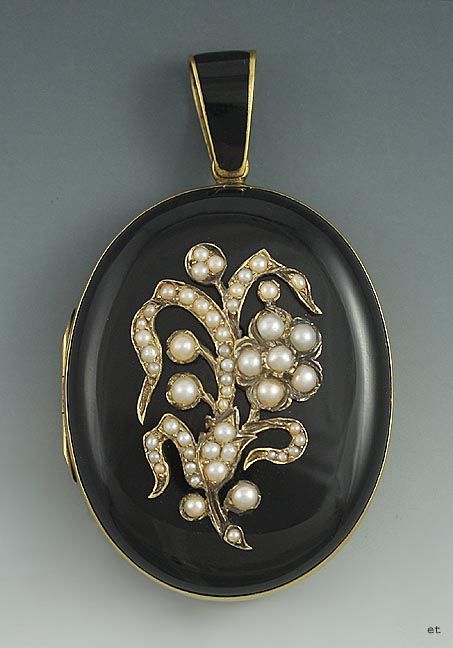 FINE VICTORIAN 14K GOLD ENAMEL FLORAL MEMORIAL LOCKET  