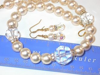 SWAROVSKI CRYSTAL & PEARL ELEMENTS Bridal Necklace Earrings Set  