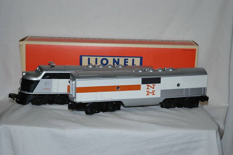 LIONEL #38324 #2507 NEW HAVEN F3 DIESEL FREIGHT SET NIB  