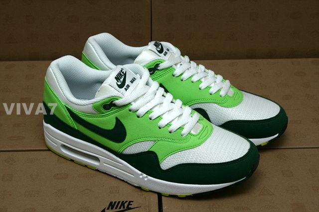 NIKE AIR MAX 1 GORGE GREEN WHITE(308866 108) 2012 SZ8.5 10  