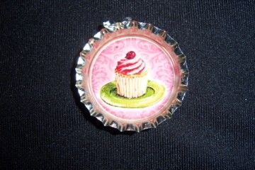 ELEGANT PETIT FOURS ~ CUPCAKES BOTTLE CAP  