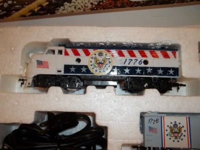 A0432 SPIRIT OF 76 (LIFE LIKE) HO TRAIN SET ALL ORIGINAL  