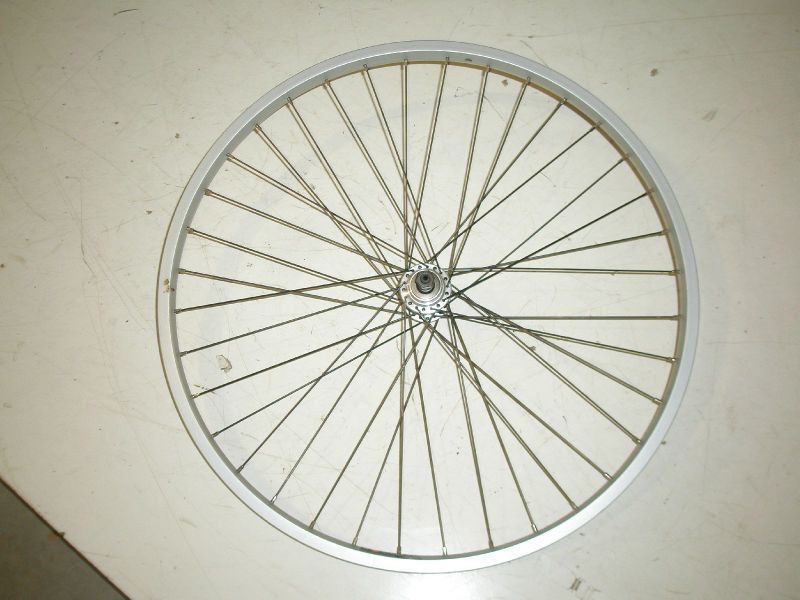 26 REAR ALUMINUM BICYCLE RIM/HUB BIKE PARTS B50  