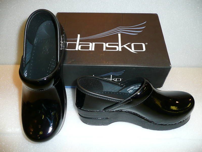 Dansko Professional Black Patent Clogs NIB  