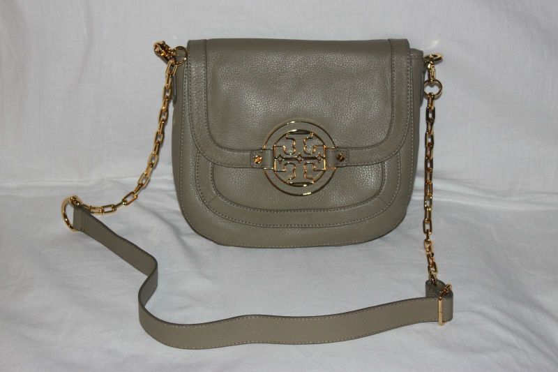 NWT TORY BURCH AMANDA MESSENGER CROSSBODY EARTH KHAKI LEATHER CLUTCH 