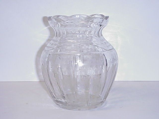 CRYSTAL GLASS VASE ACID ETCHED CASTLES & DEER  