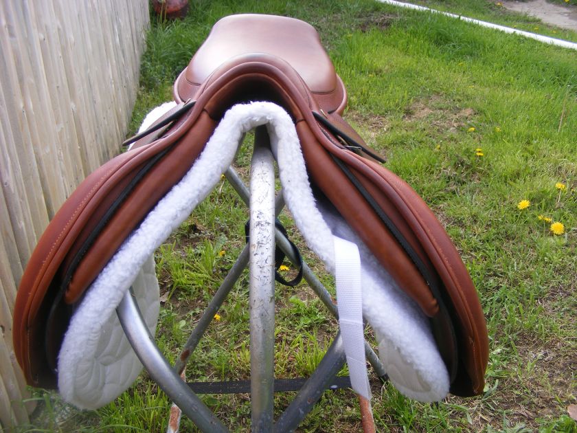 DG Stackhouse Hunter/Jumper Saddle 17.5M  