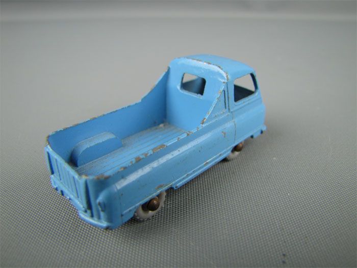 Vintage Matchbox Toy Car 60 1RW Morris J2 Pick up Truck  