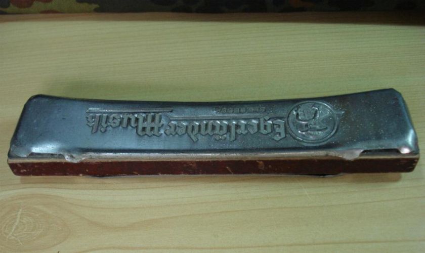 1930s VINTAGE GERMAN EGERLANDER HARMONICA  