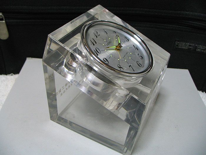 Vintage 1960s SEIKO mechanical alarm clock, Rare acrylic case  