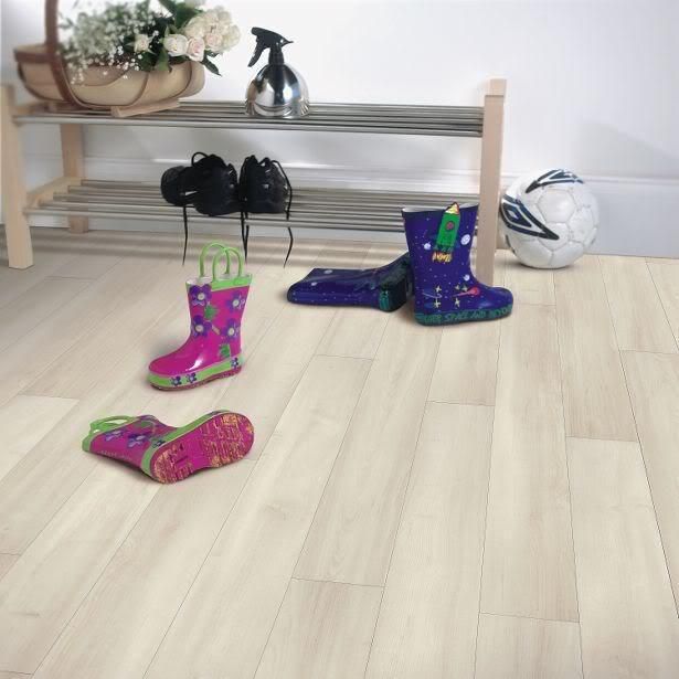 Armstrong Laminate Floor Lustre Blizzard Pine  