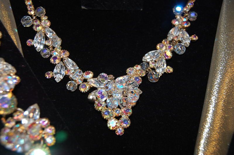 VTG GORGEOUS 4pc PARURE AURORA BOREALIS Rhinestone SET  