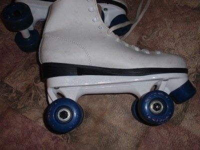 WOMENS ROLLER DERBY SKATES GOOD USED CONDITION SIZE 9 http//www 