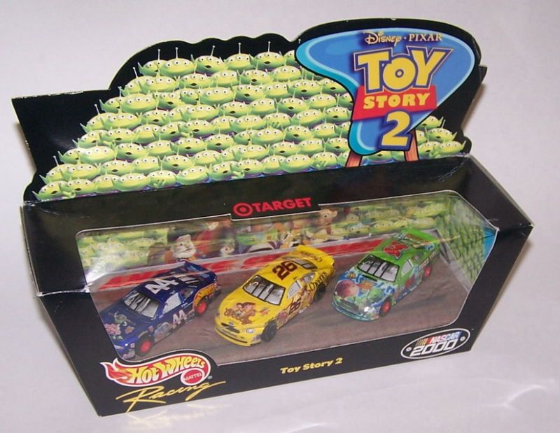 Hot Wheels Disney Pixar Toy Story 2 Playset Nascar 2000  