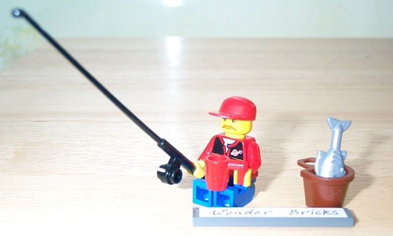 Lego Minifig City Man Fishing Pole Basket Cup Fish 4011  