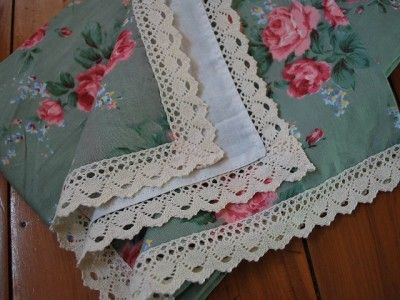 Rosary At Home Vintage Rose Cotton Table Cloth * Lace S  